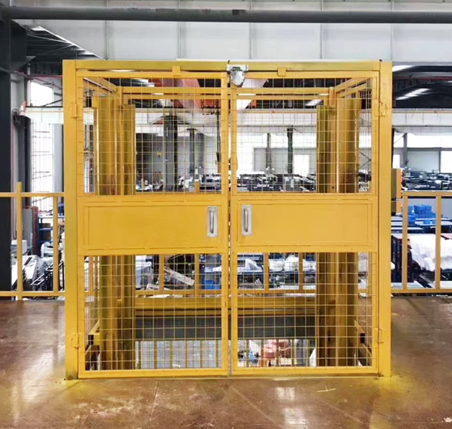 修水智能导轨式升降机亮相